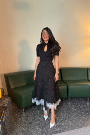 Polka dot skirt ( التنوره فقط )